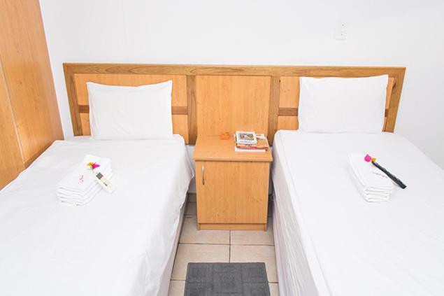 Ekamuti Town Lodge Oniihandi 외부 사진